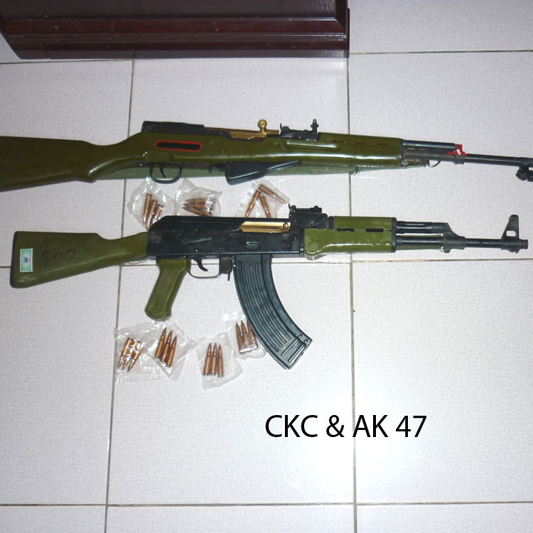 Mô hình súng tiểu liên AK47 cắt bổ luyện tập
